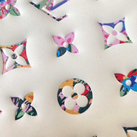 Louis Vuitton Bag - Picture 6 of 7